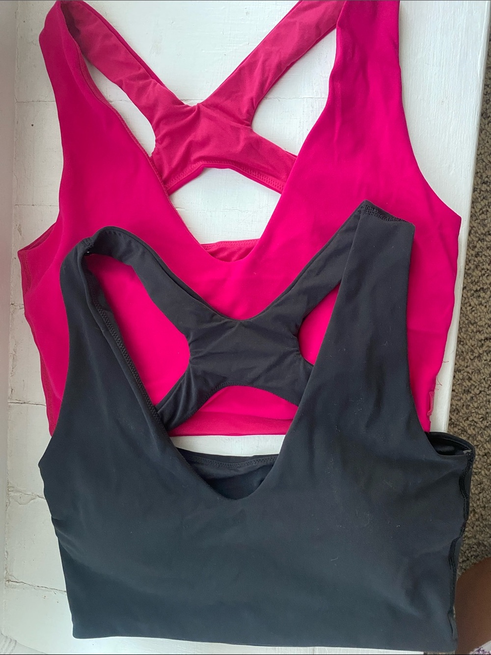 Lululemon sports bras